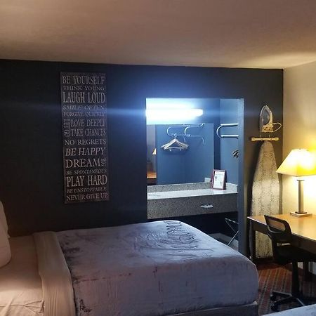 Osu 2 Queen Beds Hotel Room 117 Wi-Fi Stillwater Εξωτερικό φωτογραφία